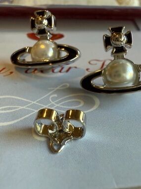 Vivienne Westwood Pearl Stud Earrings with Black Enamel